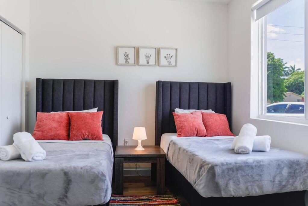 Awesome 3Br Townhouse 15Minutes From The Beach 마이애미 외부 사진